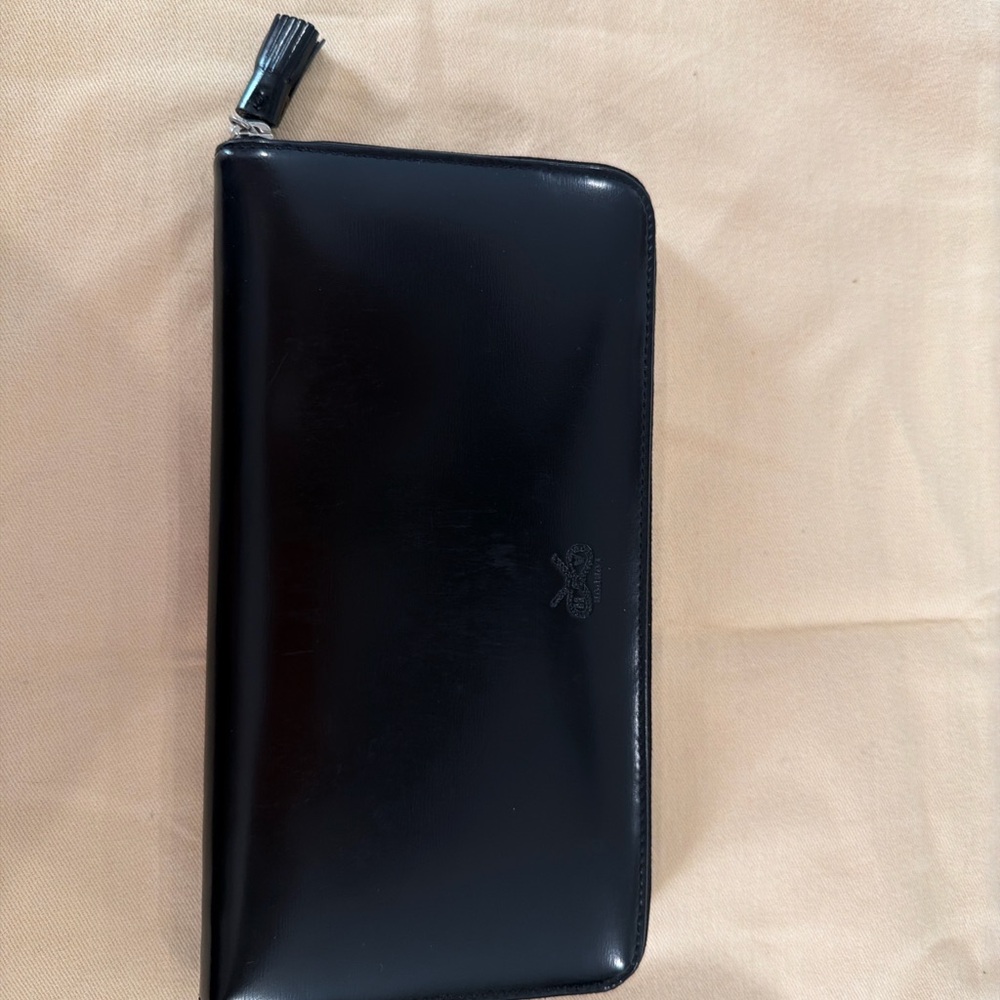 Anya Hindmarch London Black Leather Zip Around Wallet 7.5” Continental Designer